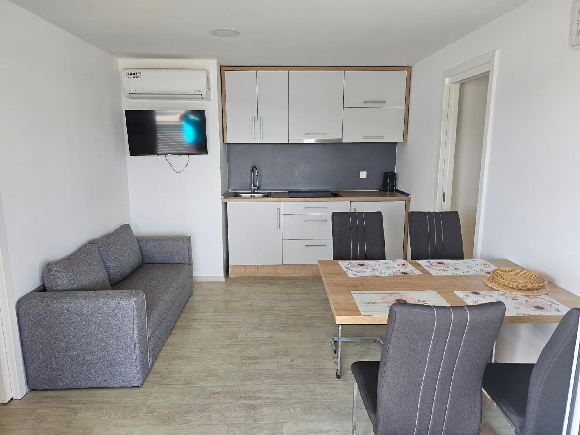 Mobile Home Tina Tisno Exterior foto
